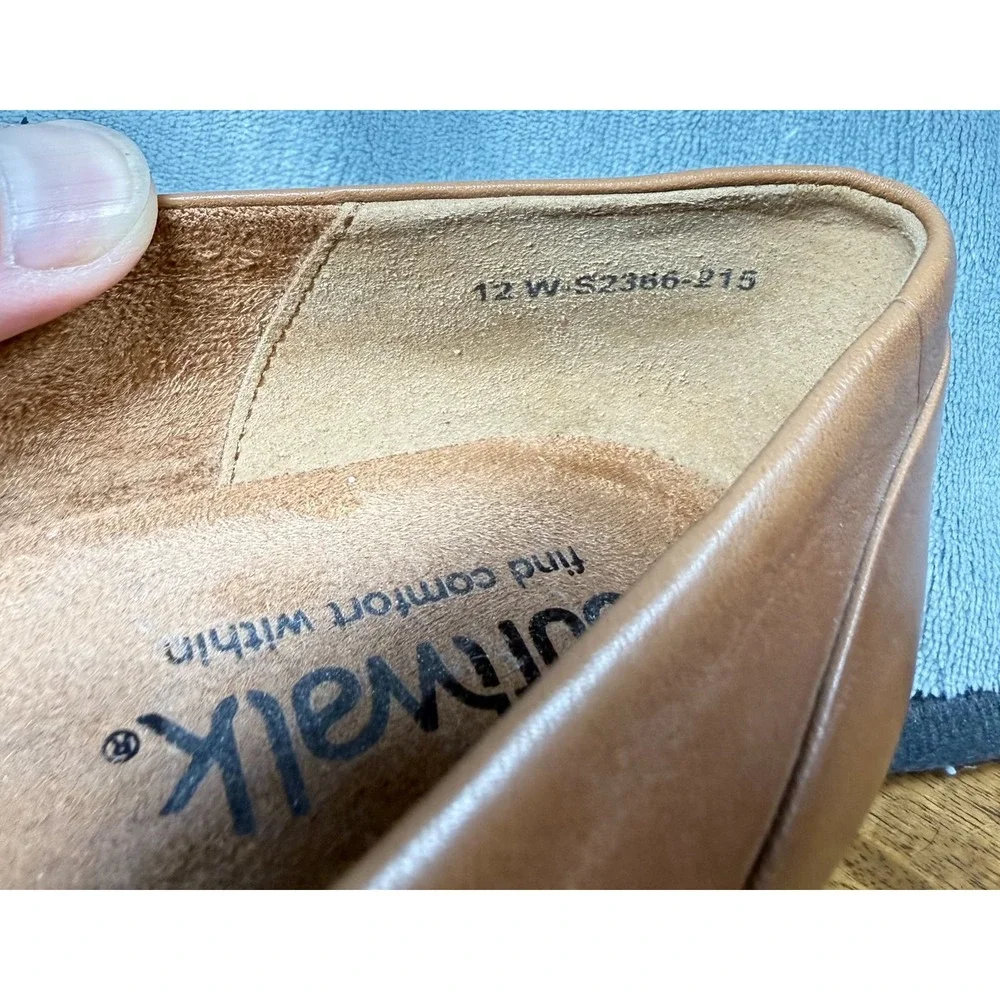 SoftWalk title loafers